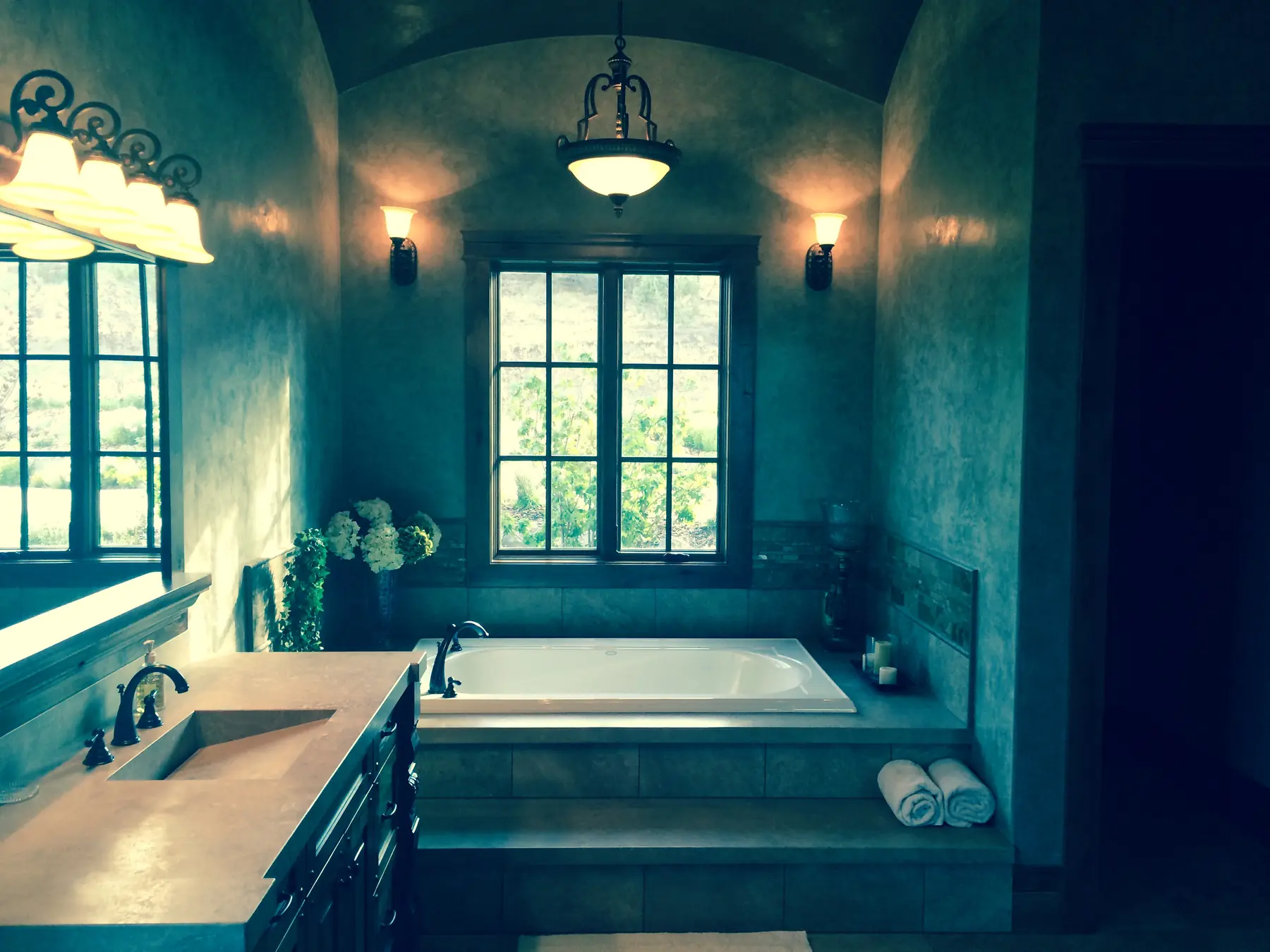 Red Ledges Residence, interior
